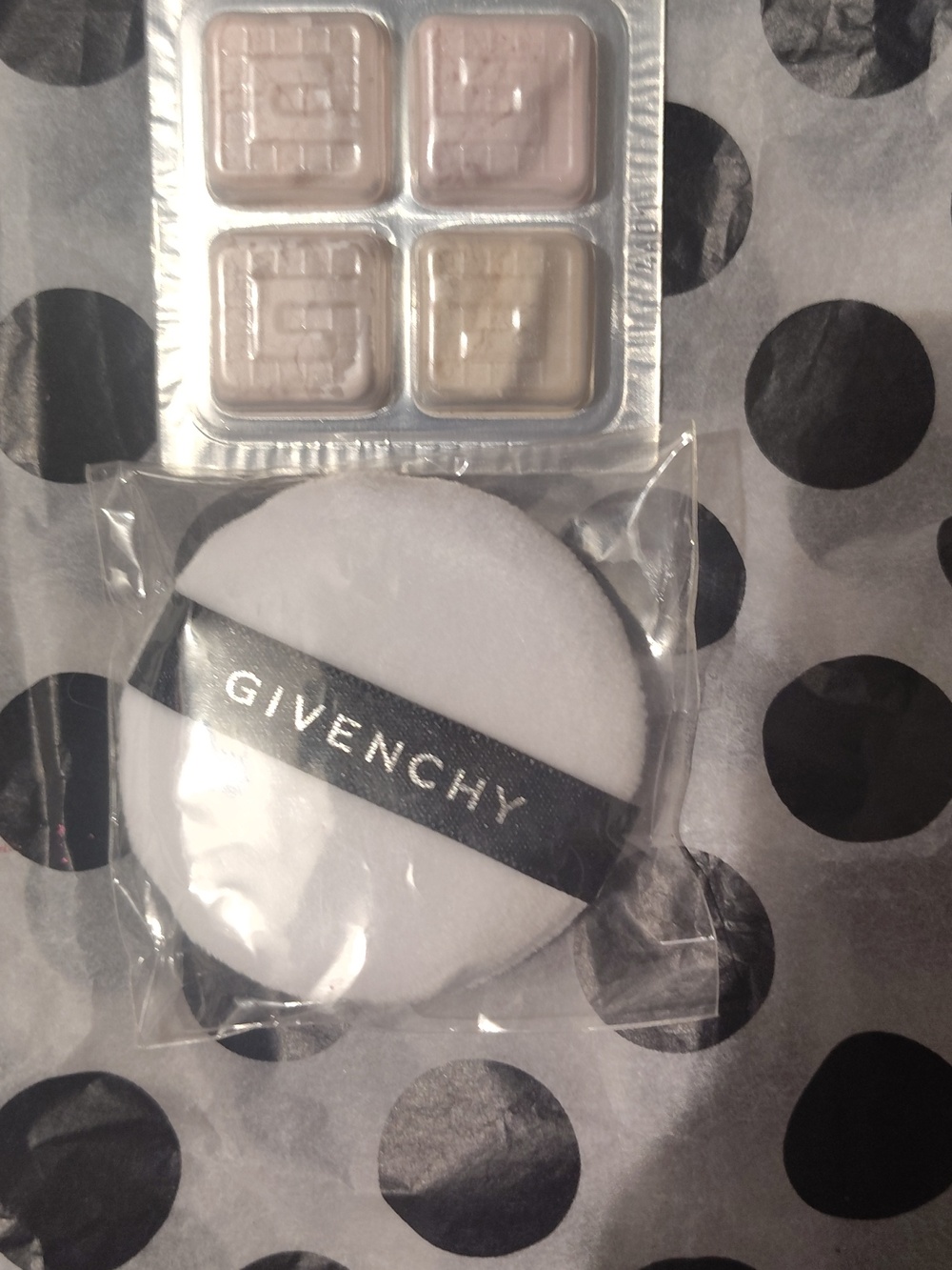 Givenchy Prisme Libre 03Color Loose Powder — Voile Rosé Small Size - Picture 3 of 7